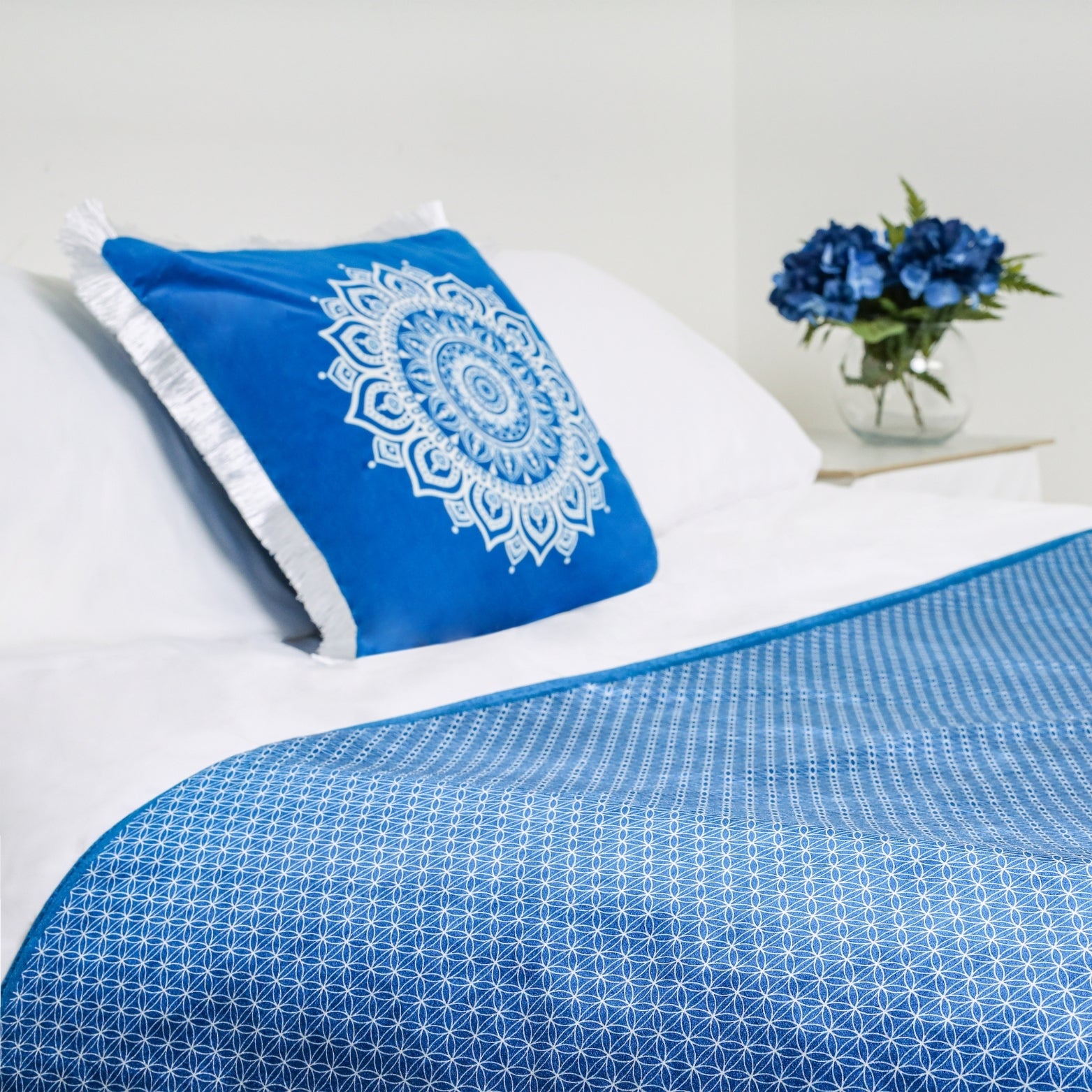 Blue Luxury Shimmer Bed Runner